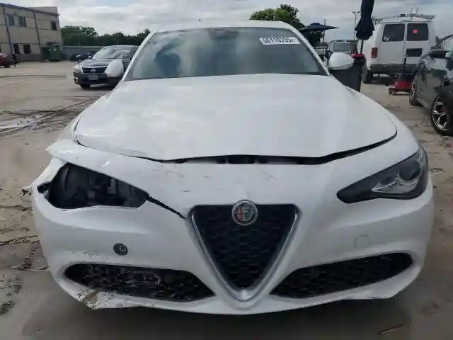 ZARFAECN1H7551994 2017 ALFA ROMEO GIULIA-4