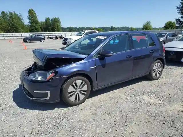 WVWKP7AU0GW912035 2016 VOLKSWAGEN GOLF-0