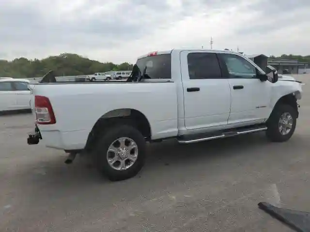 3C6UR5DJ5RG373879 2024 RAM 2500-2
