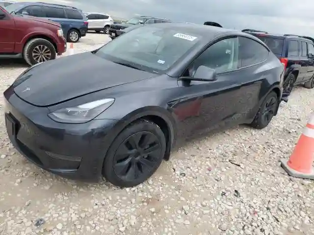 7SAYGDEDXRA322676 2024 TESLA MODEL Y-0