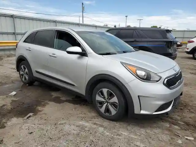 KNDCB3LC2H5048712 2017 KIA NIRO-3