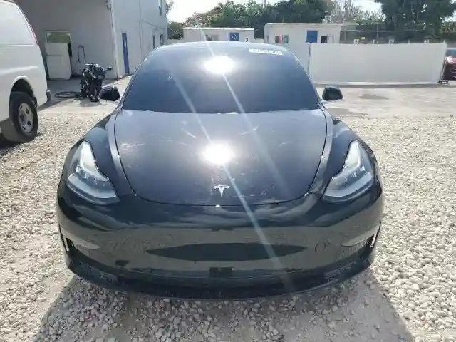5YJ3E1EA4KF306547 2019 TESLA MODEL 3-4
