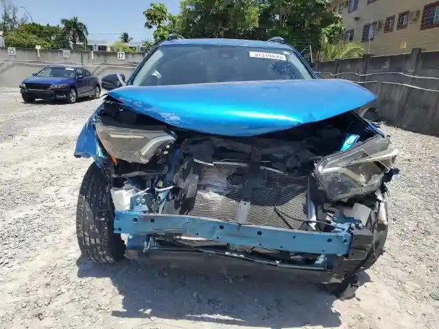 JTMZFREV4JJ185969 2018 TOYOTA RAV4-4