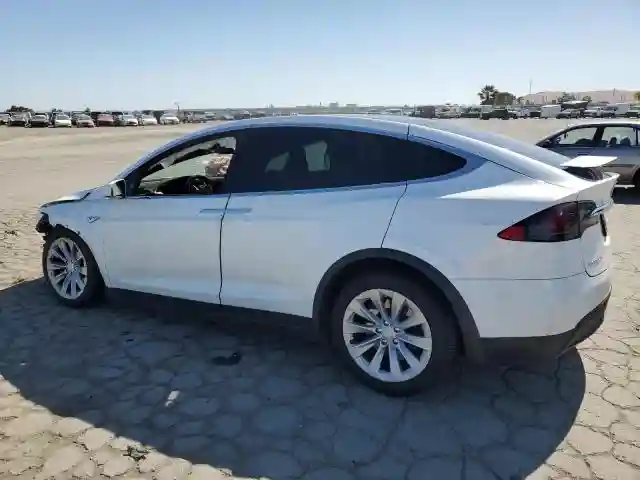 5YJXCBE2XGF006203 2016 TESLA MODEL X-1