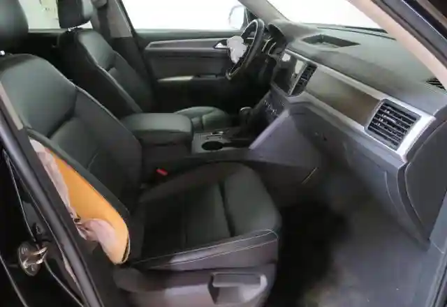 1V2WR2CA7MC547303 2021 VOLKSWAGEN ATLAS-4