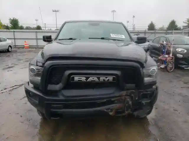 1C6RR7GG3KS717726 2019 RAM 1500-4