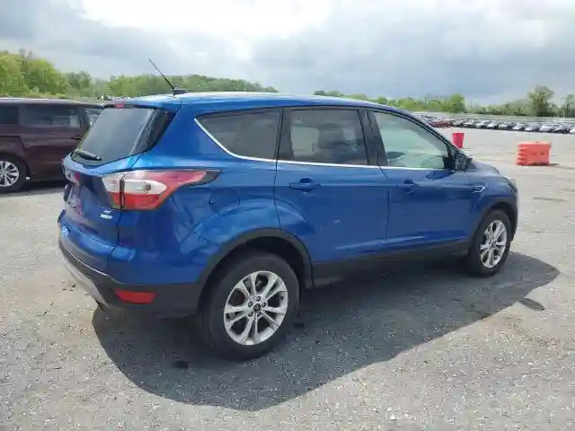 1FMCU9GD2HUA18224 2017 FORD ESCAPE-2