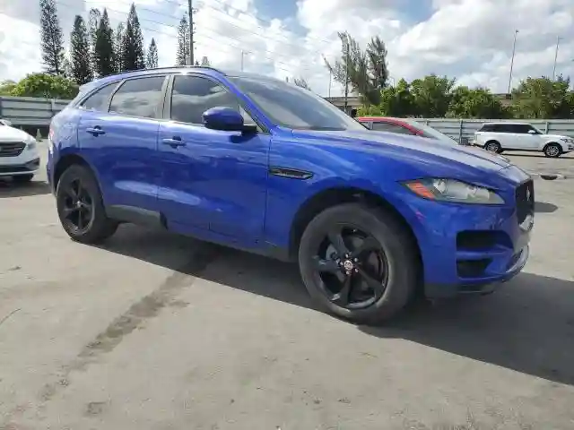 SADCJ2FX1JA258666 2018 JAGUAR F-PACE-3