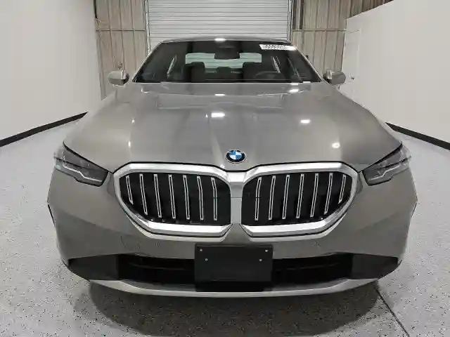 WBA43FJ07RCS37832 2024 BMW 5 SERIES-4
