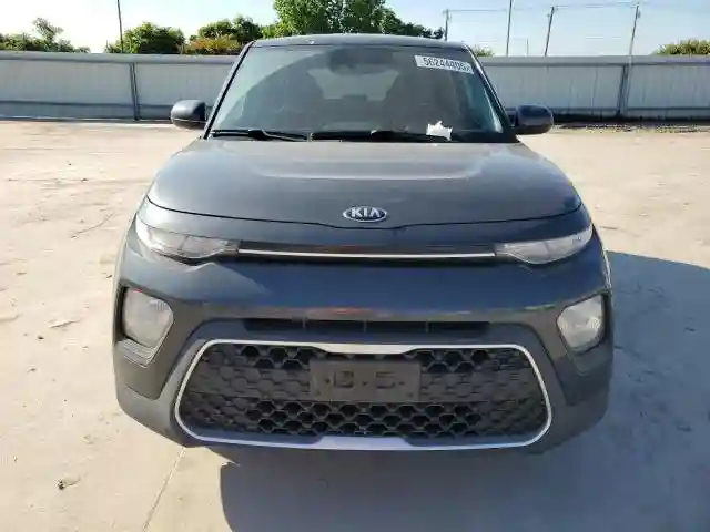 KNDJ23AU6M7794906 2021 KIA SOUL-4