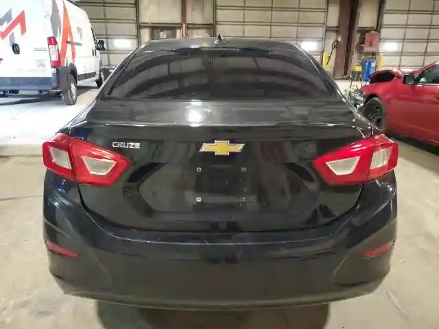 1G1BC5SM0J7235397 2018 CHEVROLET CRUZE-5