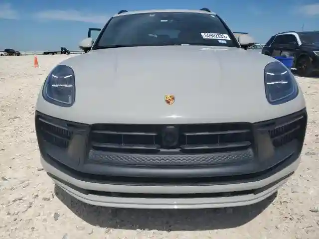 WP1AF2A56NLB31575 2022 PORSCHE MACAN-4