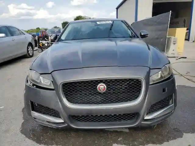 SAJBD4BNXHCY42630 2017 JAGUAR XF-4