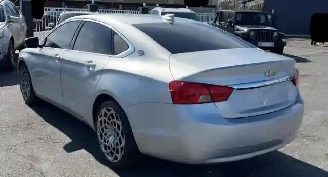 1G11Z5SA4KU116531 2019 CHEVROLET IMPALA-2