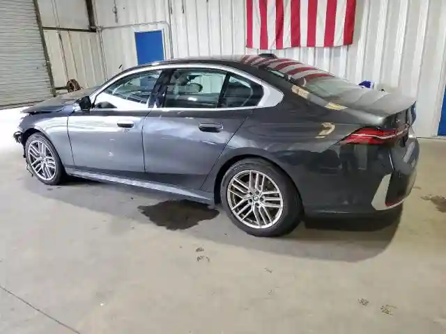 WBA53FJ09RCS71811 2024 BMW 5 SERIES-1