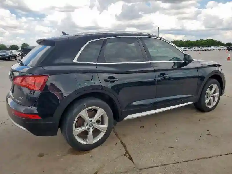 WA1BNAFY3L2055283 2020 AUDI Q5-2