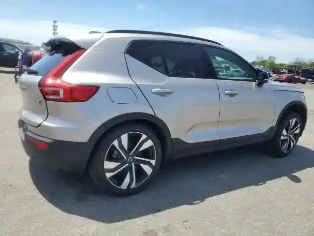 YV4L12ULXR2226152 2024 VOLVO XC40 PLUS-2