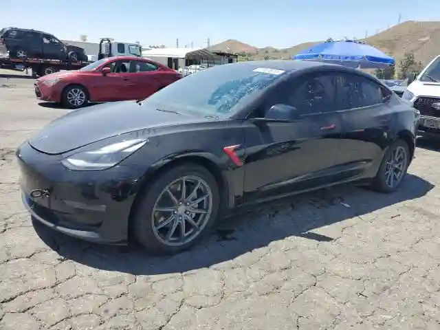 5YJ3E1EB3MF096504 2021 TESLA MODEL 3-0