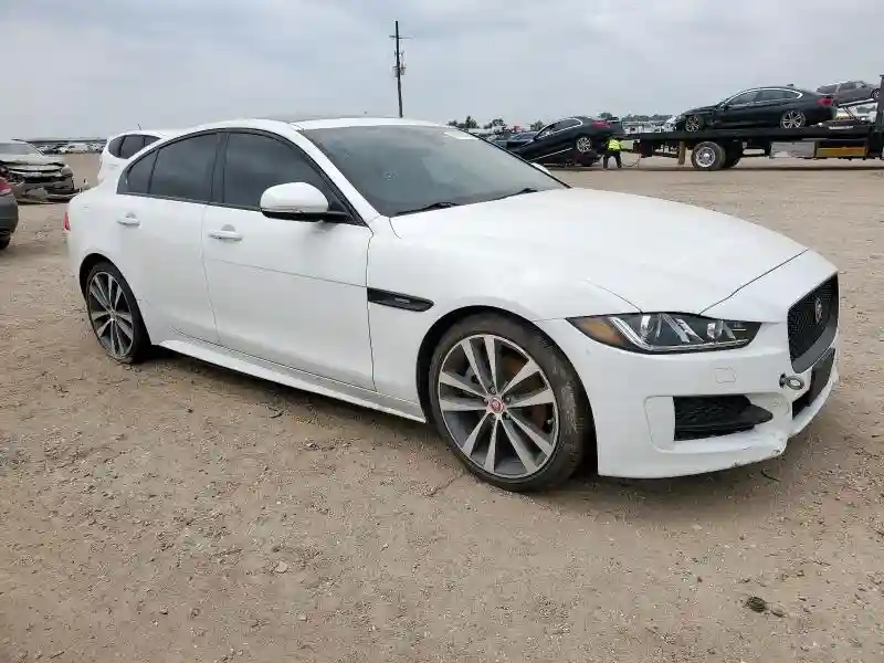 SAJAF4FX9KCP51339 2019 JAGUAR XE-3