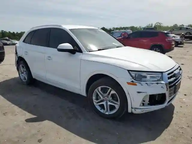 WA1ANAFY9J2166994 2018 AUDI Q5-3