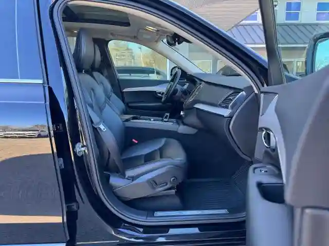 YV4L12PVXP1904480 2023 VOLVO XC90 CORE-4