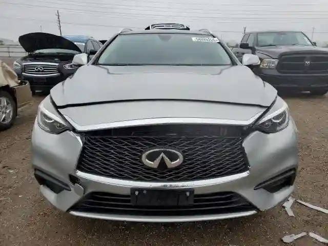 SJKCH5CP0KA009478 2019 INFINITI QX30-4