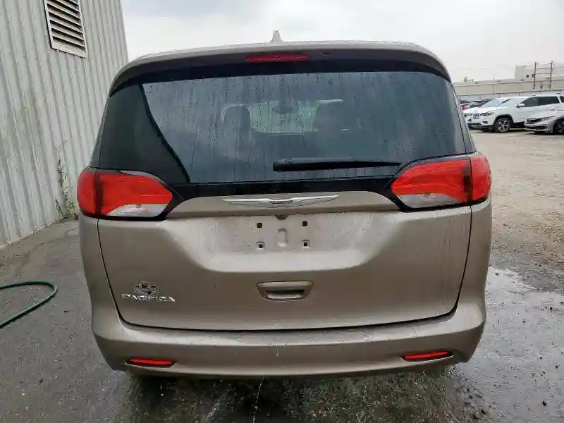 2C4RC1DGXHR577647 2017 CHRYSLER PACIFICA-5