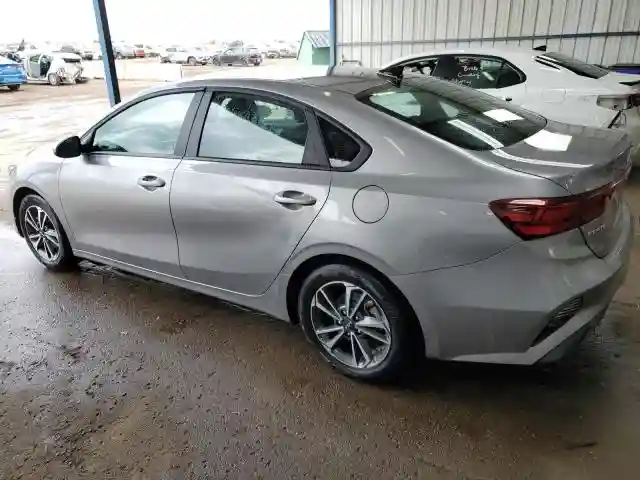 3KPF24AD8RE794862 2024 KIA FORTE-1
