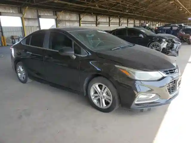 1G1BE5SM1H7108873 2017 CHEVROLET CRUZE-3