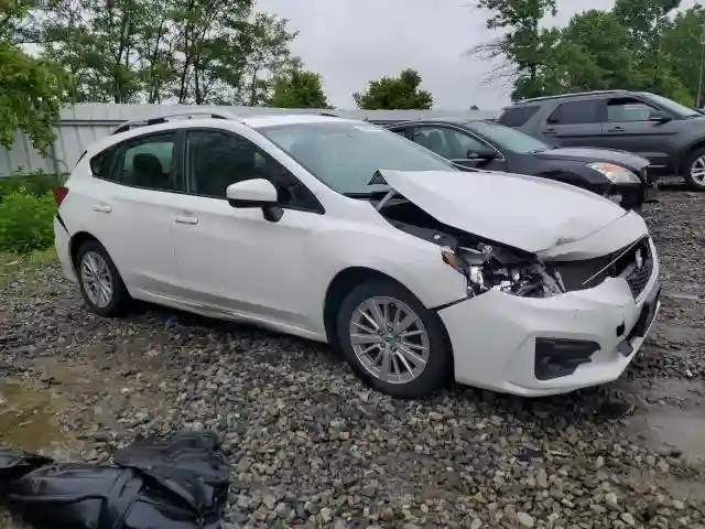 4S3GTAB65J3736302 2018 SUBARU IMPREZA-3