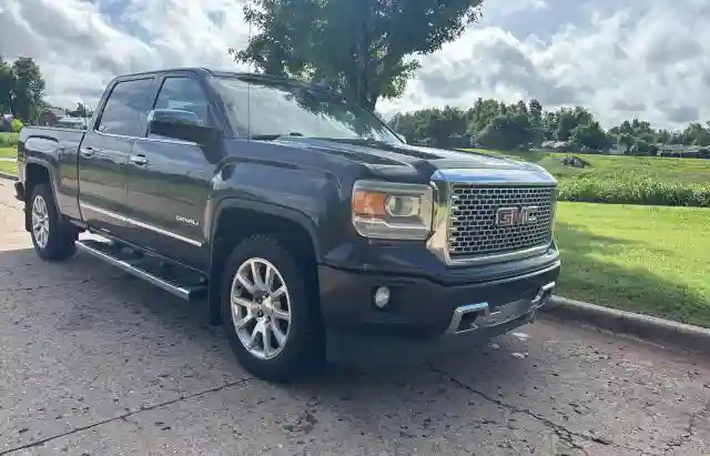 3GTU2WEC0FG350024 2015 GMC SIERRA-0