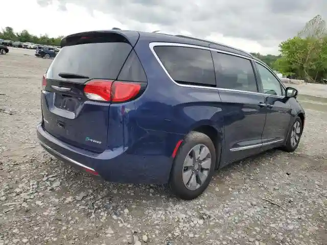 2C4RC1N7XJR118185 2018 CHRYSLER PACIFICA-2