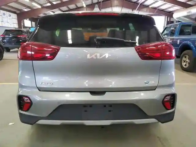 KNDCE3LC4N5516801 2022 KIA NIRO-5