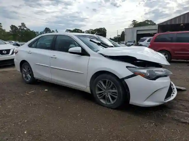 4T1BF1FK9GU218636 2016 TOYOTA CAMRY-3