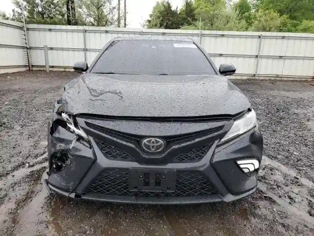 4T1B11HK6JU089323 2018 TOYOTA CAMRY-4