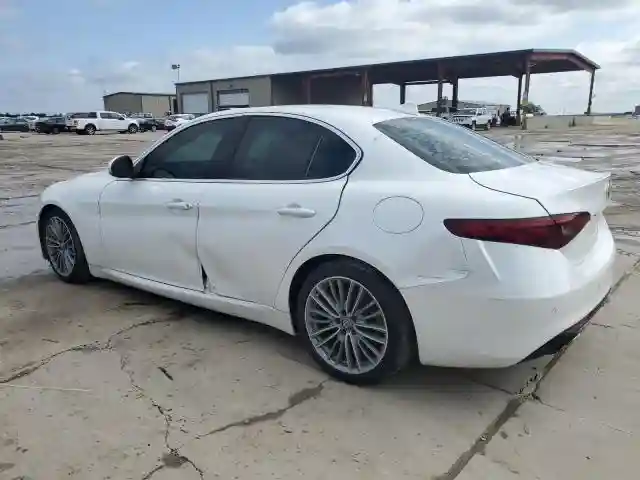 ZARFAECN1H7551994 2017 ALFA ROMEO GIULIA-1