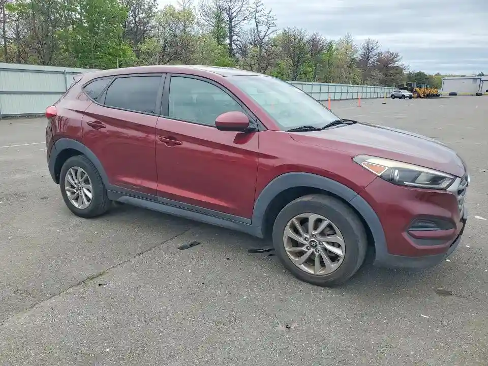 KM8J2CA40JU631354 2018 HYUNDAI TUCSON-3