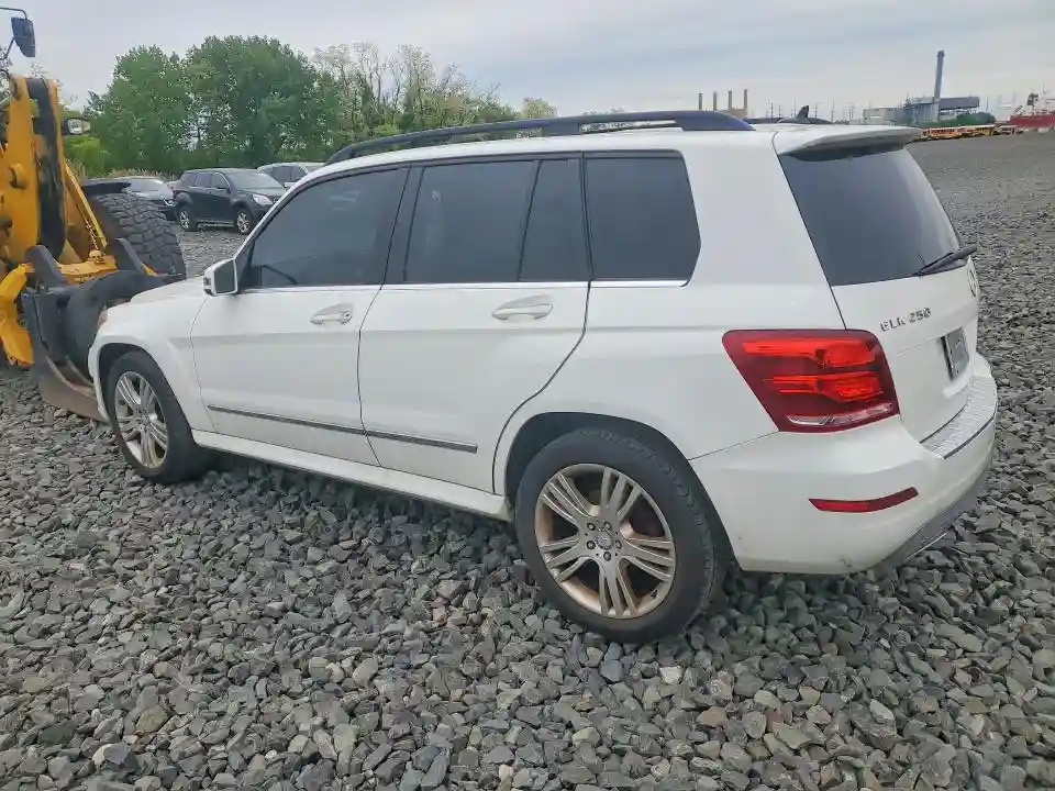 WDCGG0EB4FG420925 2015 MERCEDES BENZ GLK-CLASS-1
