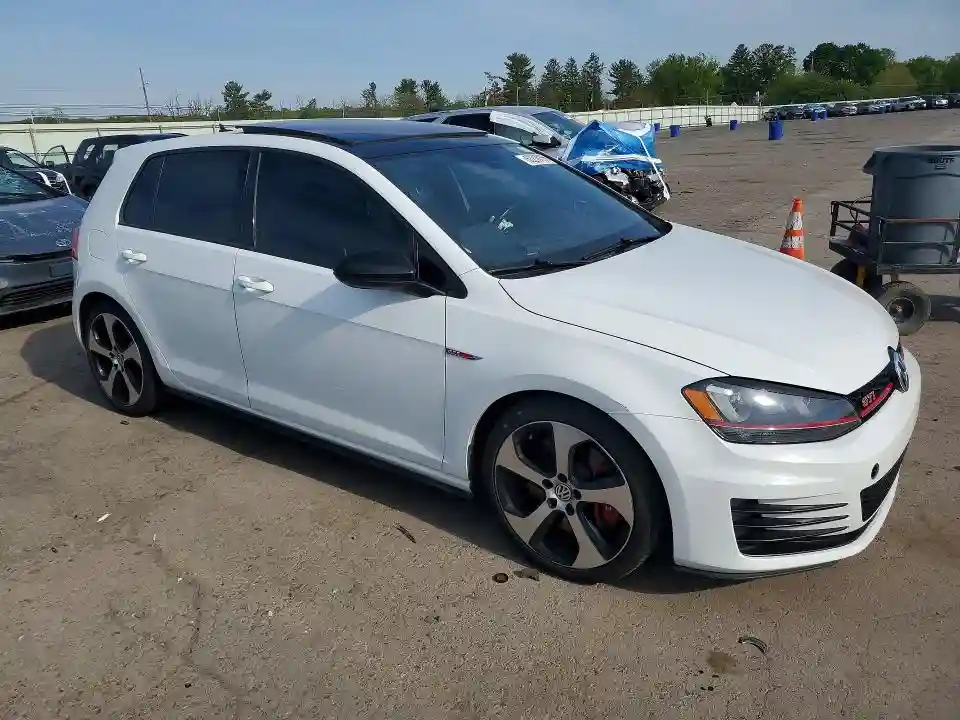 3VW447AU2HM058536 2017 VOLKSWAGEN GTI-3