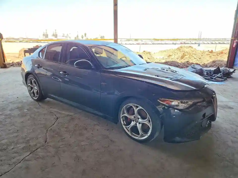 ZARFAMBN2K7600882 2019 ALFA ROMEO GIULIA-3