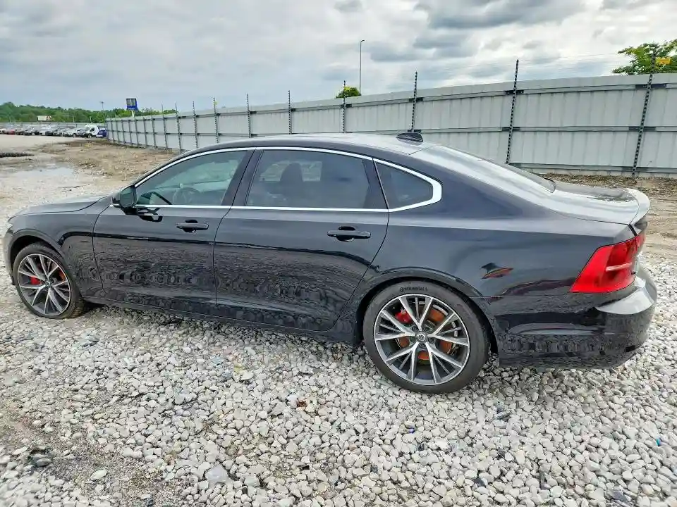 LVY992MK3JP037811 2018 VOLVO S90-1