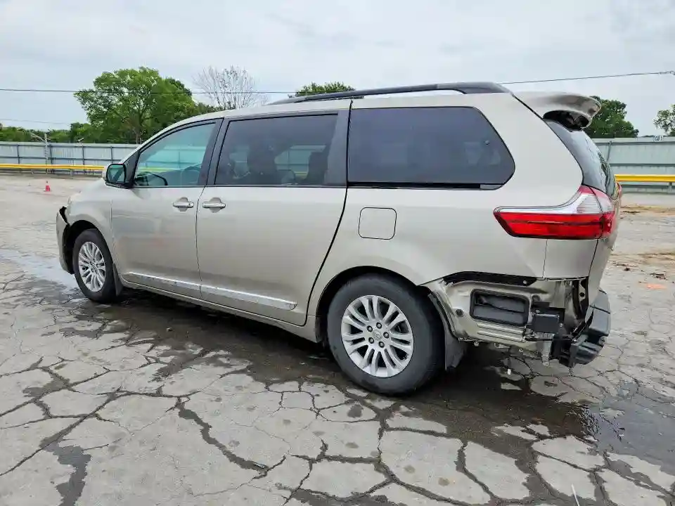 5TDYZ3DC0HS771114 2017 TOYOTA ALL MODELS-1