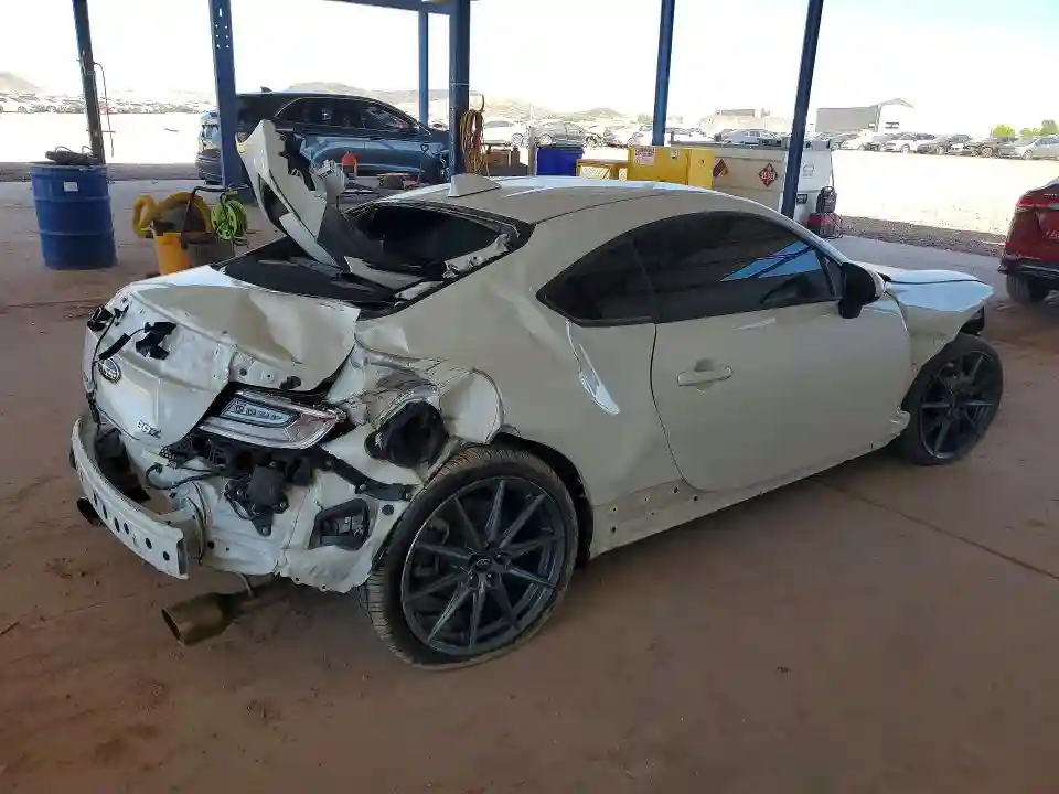 JF1ZDBE17R9700637 2024 SUBARU BRZ-2