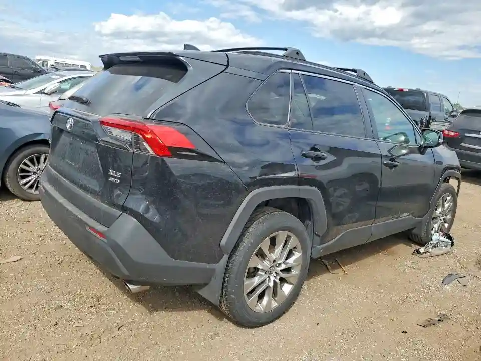 2T3A1RFV6MC162596 2021 TOYOTA RAV4-2