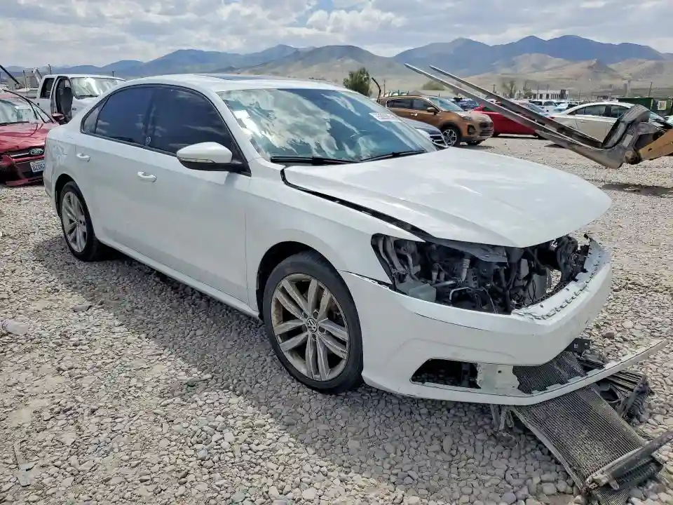 1VWLA7A38KC004968 2019 VOLKSWAGEN PASSAT-3