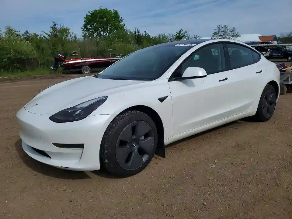 5YJ3E1EA2PF575377 2023 TESLA MODEL 3-0