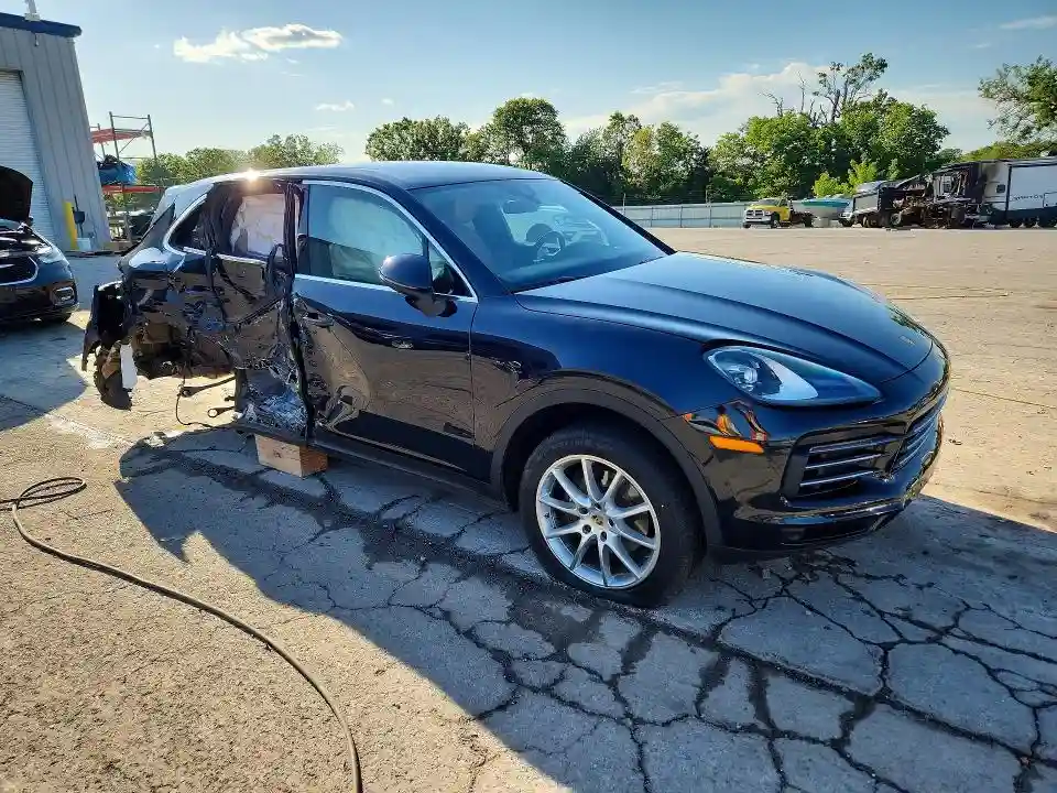 WP1AA2AY5LDA01223 2020 PORSCHE CAYENNE-3