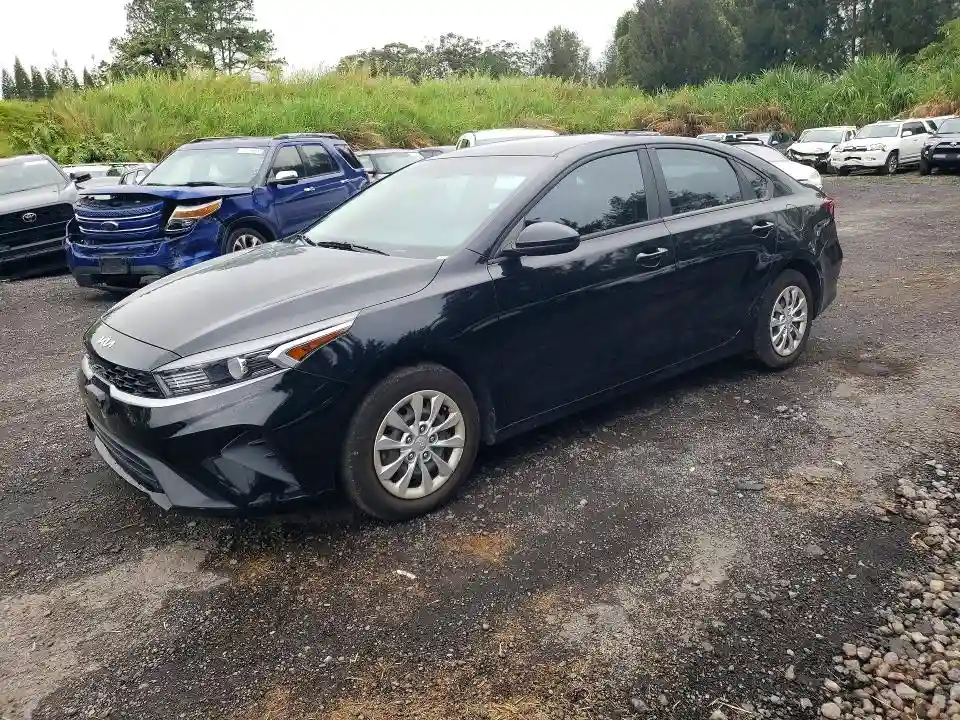 3KPF24AD8PE677411 2023 KIA FORTE-0