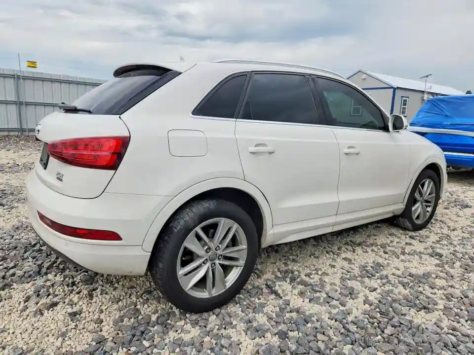 WA1JCCFS9HR007083 2017 AUDI Q3-2