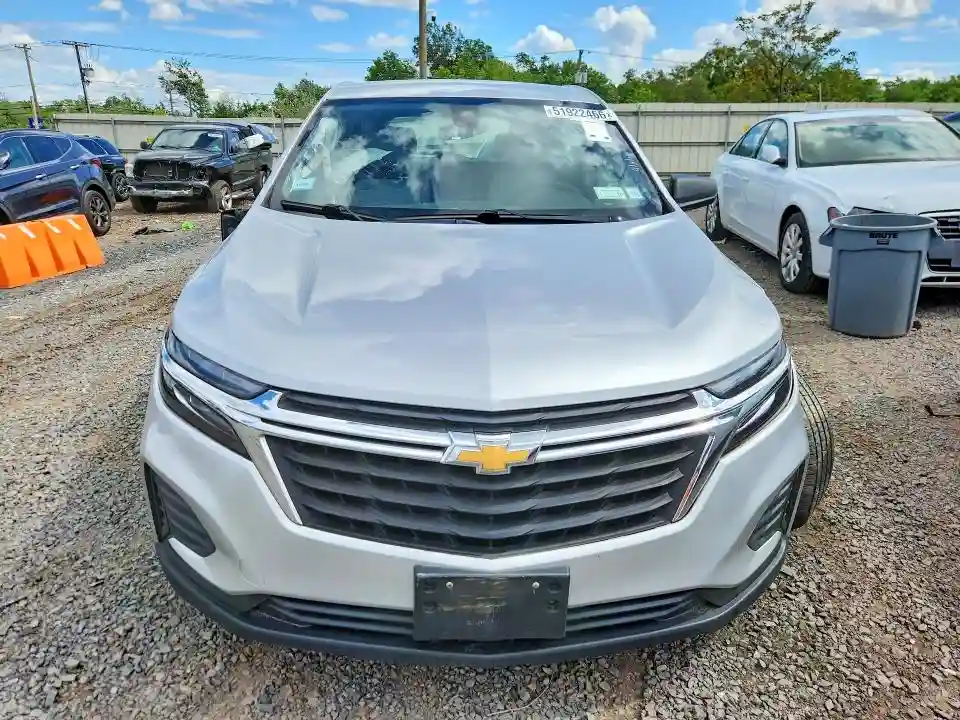 3GNAXFEV1NS152383 2022 CHEVROLET EQUINOX-4